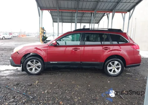 2014 Subaru Outback 2.5I Premium z USA, uszkodzony, nr VIN 4S4BRCDC7E3243889